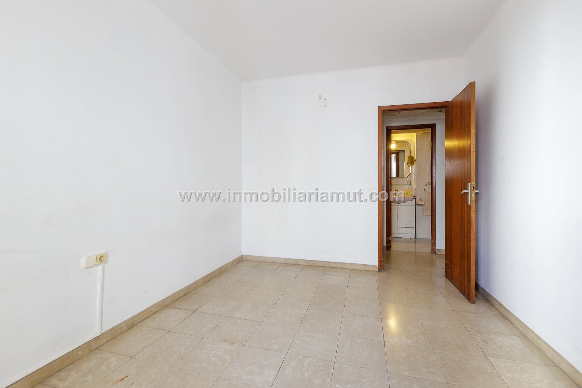 ZONA BLANQUERNA - 24